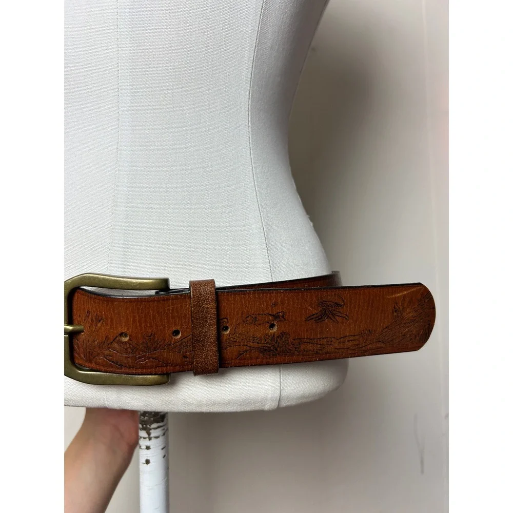 VTG Brown Embossed Leather Belt Nautical Costal Preppy Gorpcore Outdoors 32W
